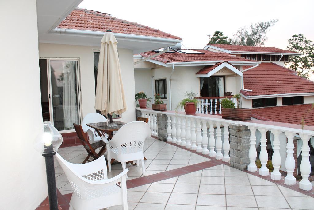 Carana Hilltop Villa Glacis  Exterior photo